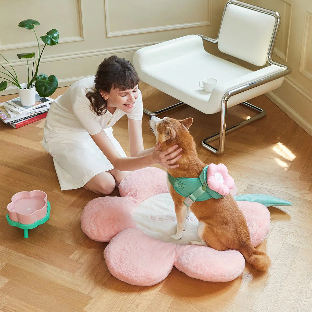 Flora Pet Bed