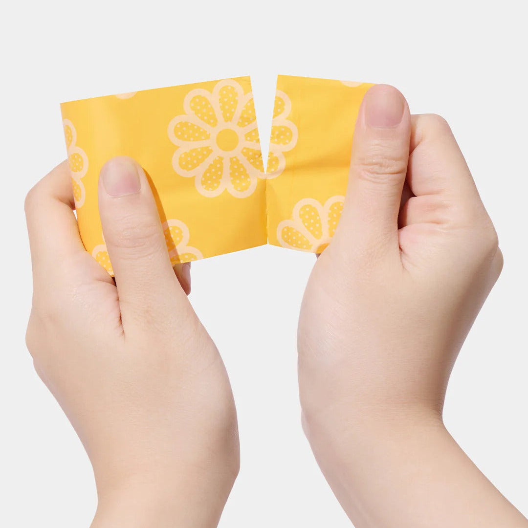 Daisy Poop Bags & Dispenser