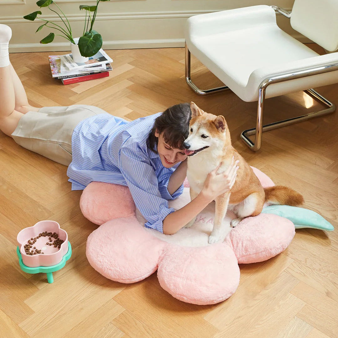 Flora Pet Bed